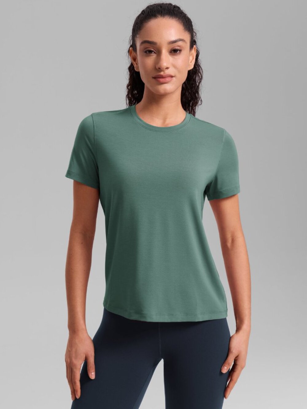Quick Dry Crewneck Hip Length Short Sleeve
